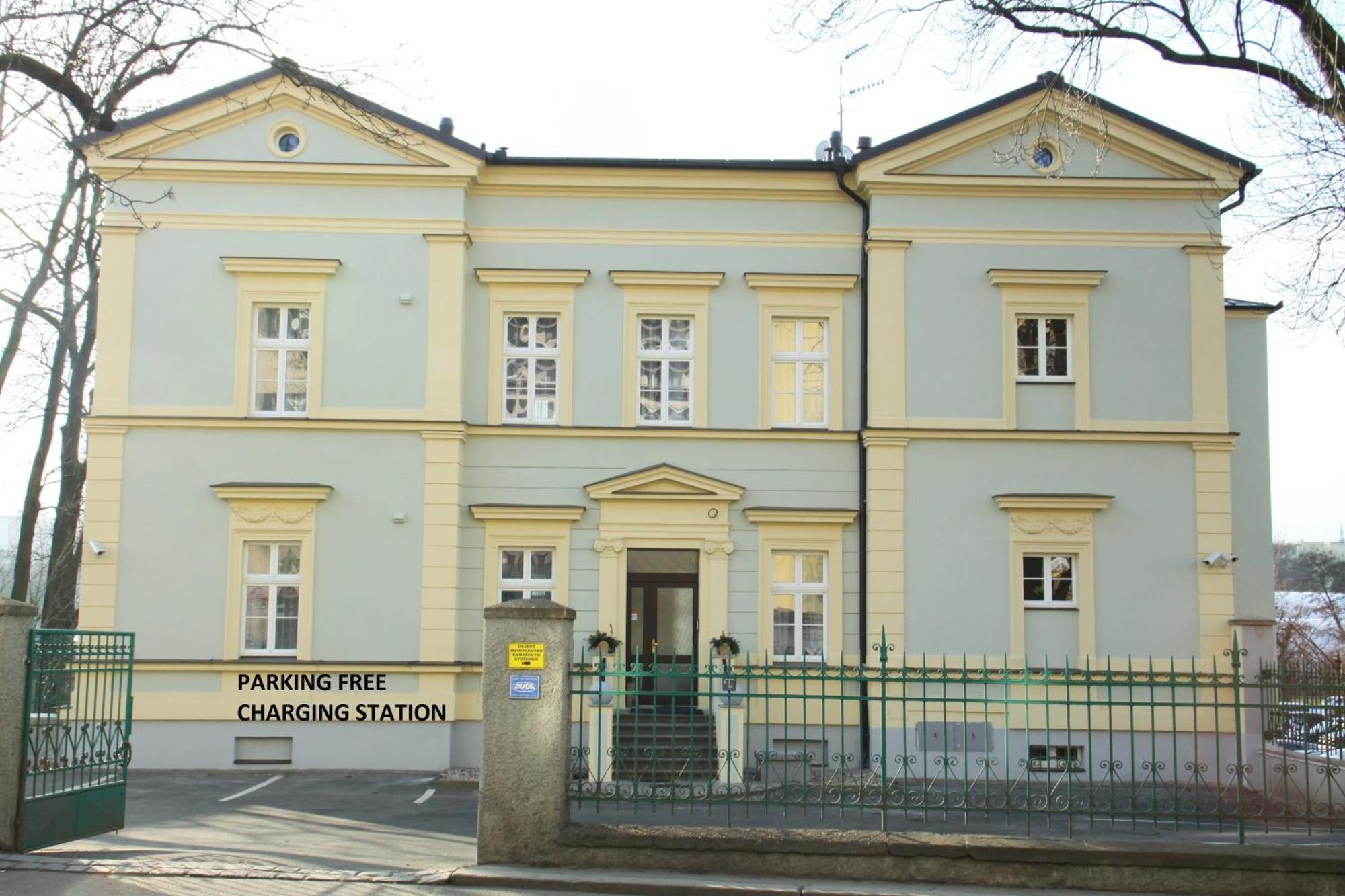 Penzion U Sv. Krystofa Прага Екстериор снимка